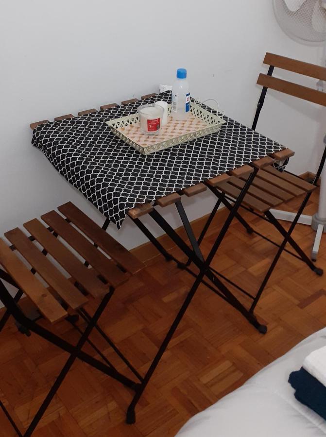 Habitacion Doble Privada En ฟิกวยเรส ภายนอก รูปภาพ